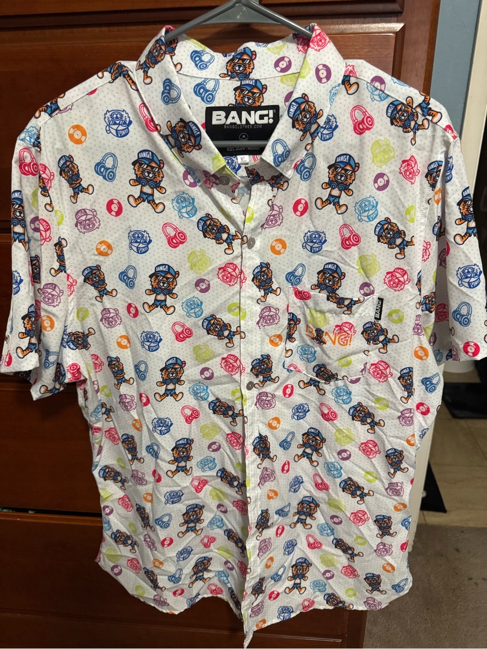 BANG! White Multi-Color Printed Casual Button-Down Shirt XL slim fit